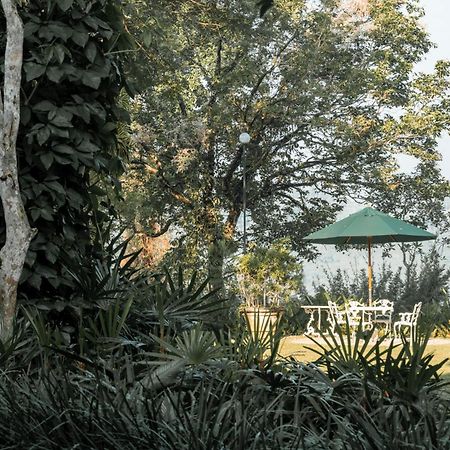 Glenross Living - A Collection Of 7 Private Pool Villas And 3 Colonial Suites Kalutara Bagian luar foto