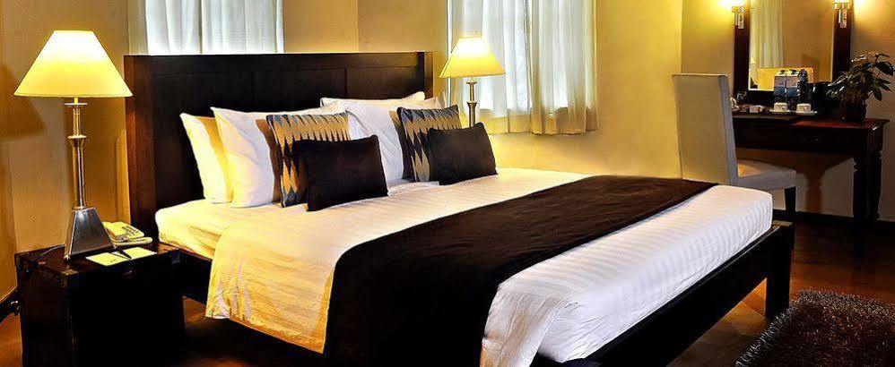 Glenross Living - A Collection Of 7 Private Pool Villas And 3 Colonial Suites Kalutara Bagian luar foto