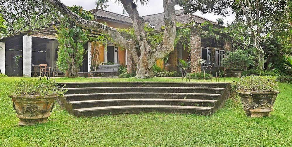Glenross Living - A Collection Of 7 Private Pool Villas And 3 Colonial Suites Kalutara Bagian luar foto